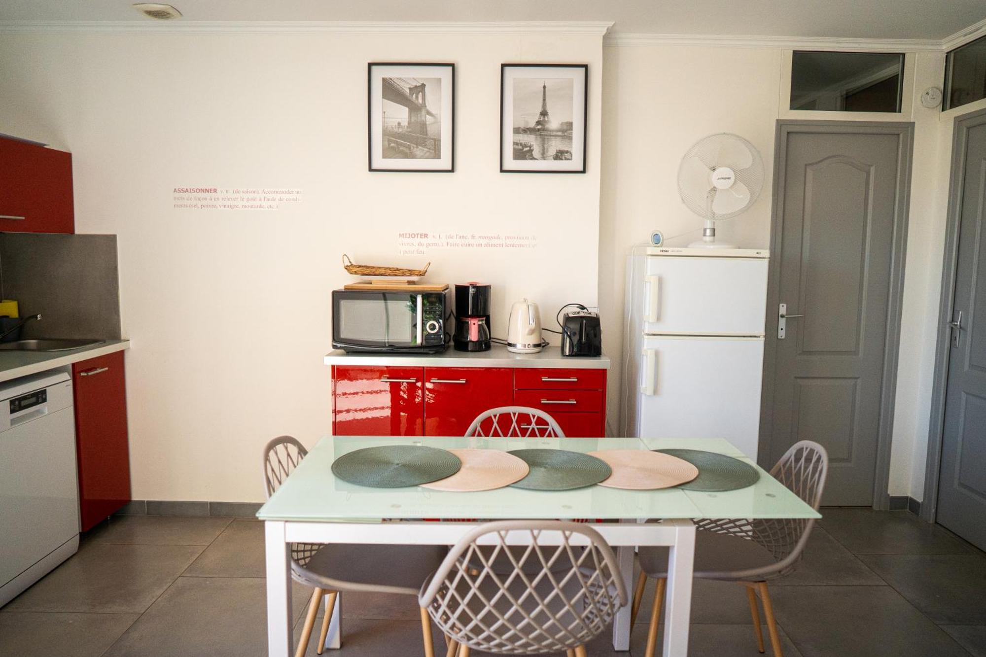 O Coeur Des Ocres Apartment Roussillon  Luaran gambar